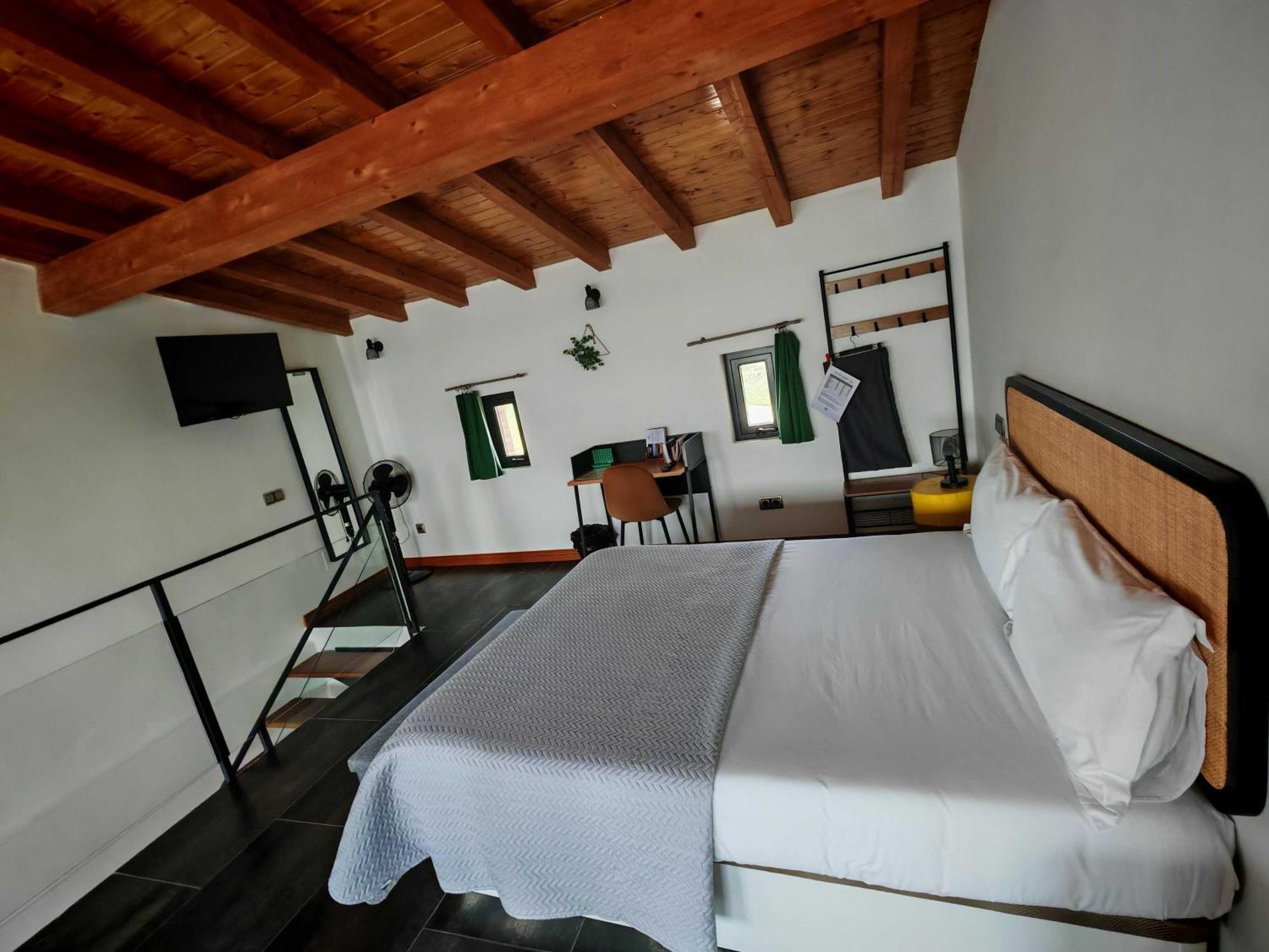 Apartamentos Walden By Gaiarooms Morille Eksteriør bilde
